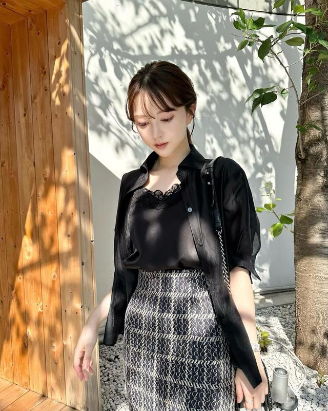 包含迷人的魔力私服：释放你的魅力的词条
